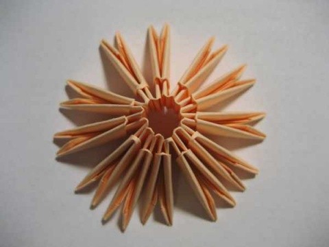 Публикация «Обзор творческих работ в технике „Модульное оригами“» размещена в разделах