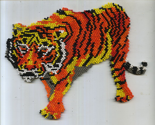Тигр кирпичным плетением
